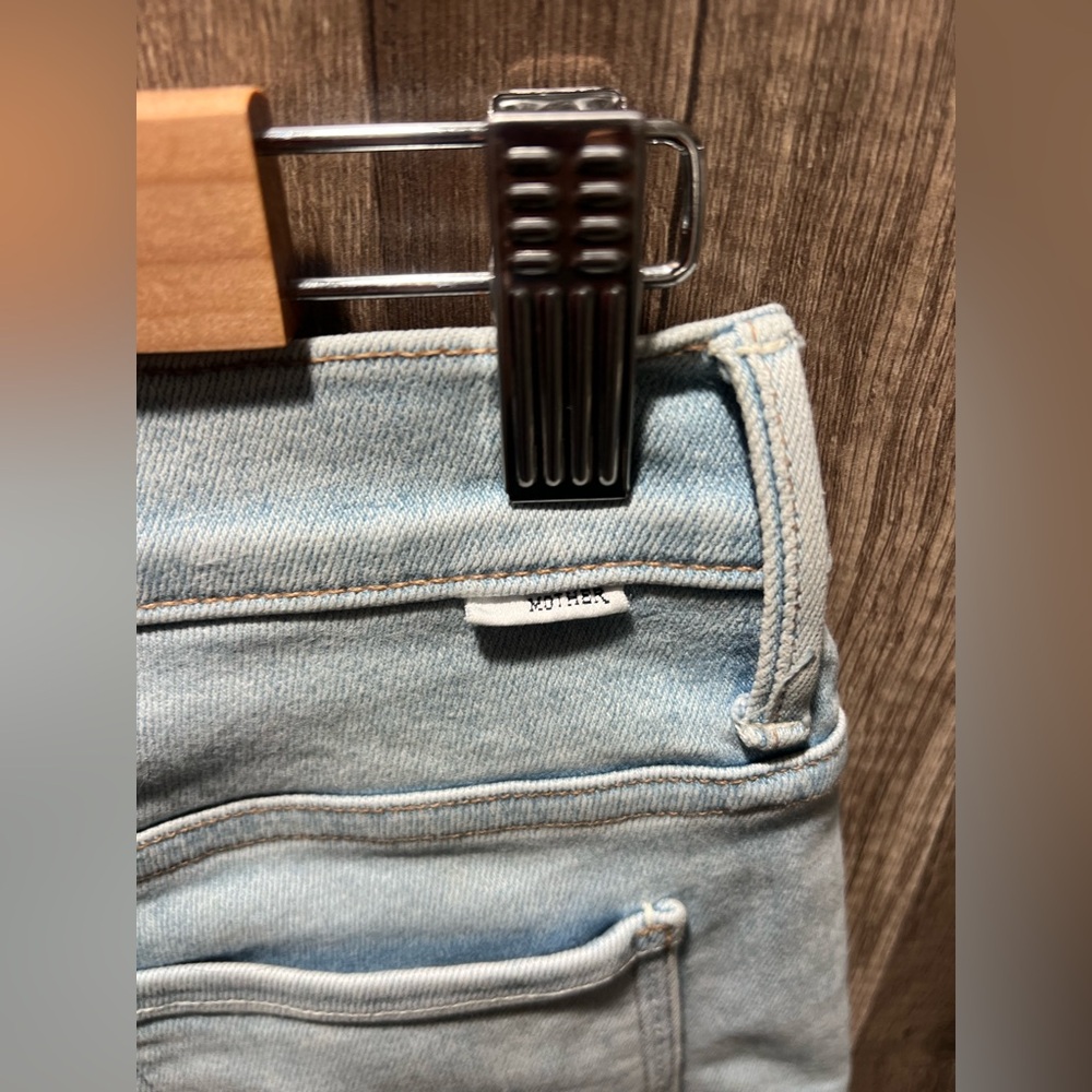 MOTHER Jeans The Weekender Fray Swimming Pool Sunday Size 25 Raw Hem Denim Jeans - Picture 5 of 13